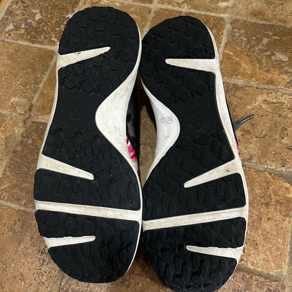 Ariat Women's Black and Pink Floral Sneakers - Picture 6 of 6